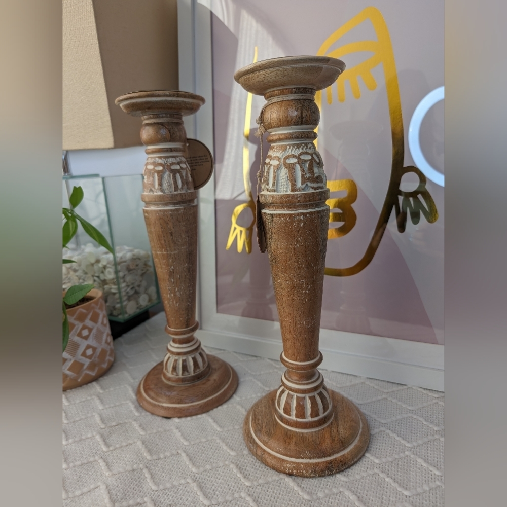 15'' H Wood Tabletop Pillar Candle Holder